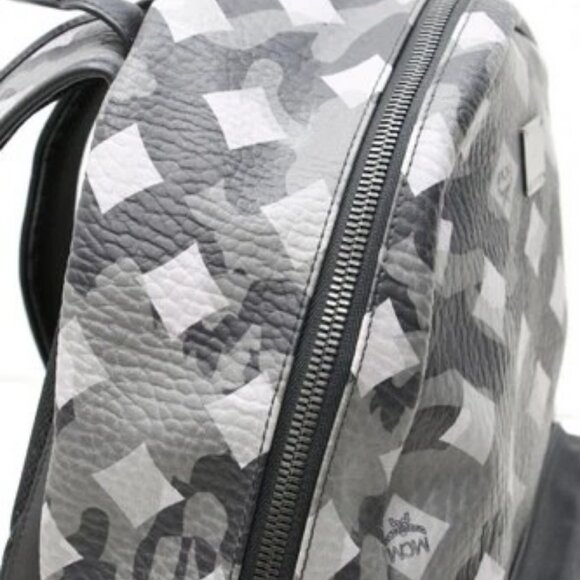 MCM Stark Munich Lion Camo Print Backpack - Gray/Black/White main image 7